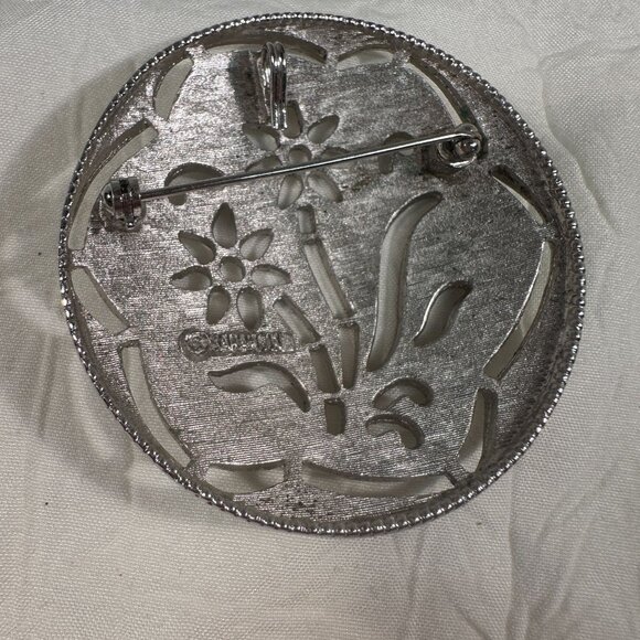 Vintage Sarah Coventry Silver-Tone Floral Brooch With Delicate Cutout Design - Picture 4 of 7
